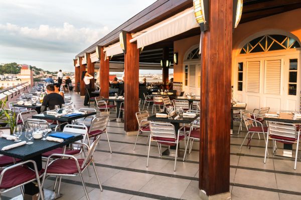 Cost of Commercial Deck Construction in Bella Vista