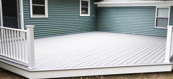 Cost of Vinyl Decking Installation in Bella Vista